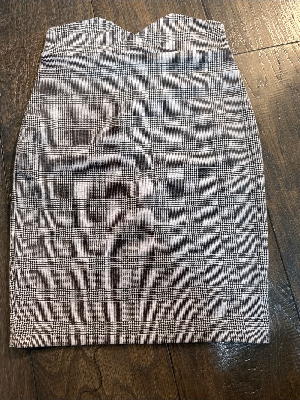 Tailored Gray Plaid Pencil Skirt - Sleek Office Staple